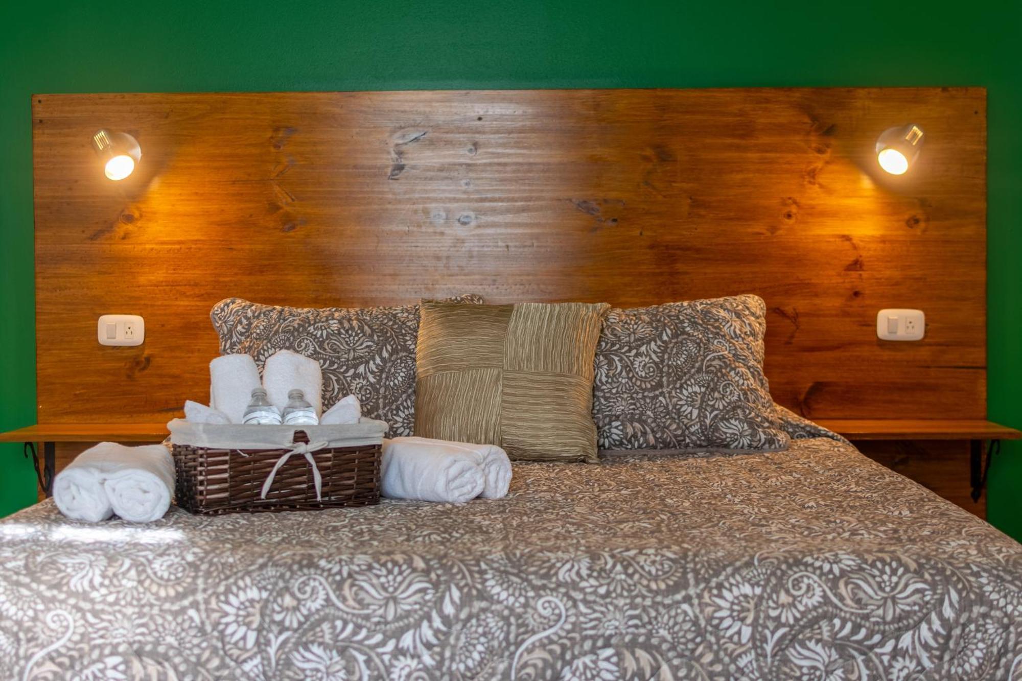 Alice Y Juancito Boutique Hotel Alajuela Room photo